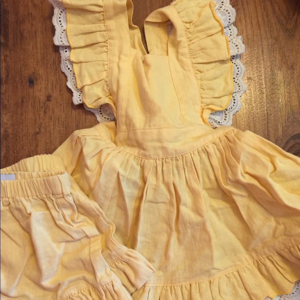 Buttercup short set
